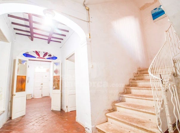 Mahón, The Balearic Islands 07700