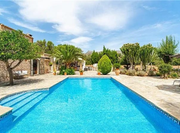 Pollença, Balearic Islands 07460