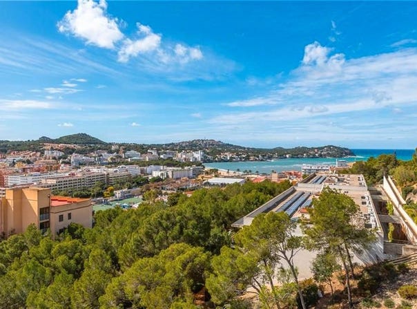Calvià, Balearic Islands 07183