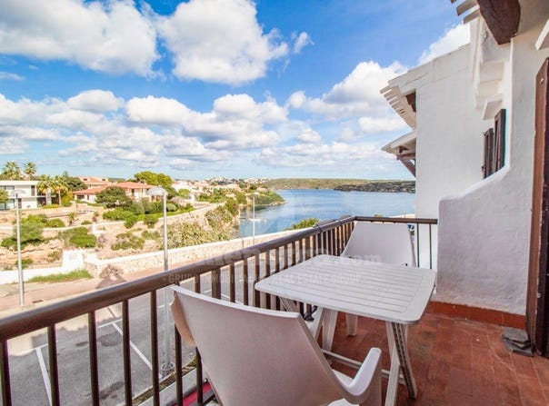 Es Castell, Balearic Islands 07720