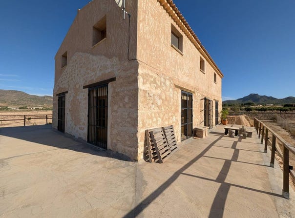 Salinas, Valencian Community 03130