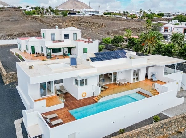 Tias, Canary Islands 35572