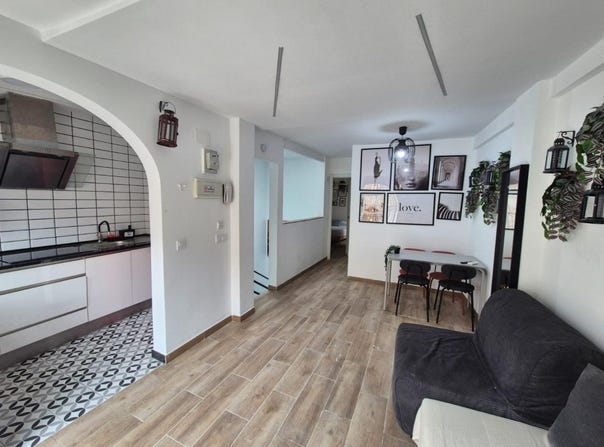 Benidorm, Valencian Community 03501