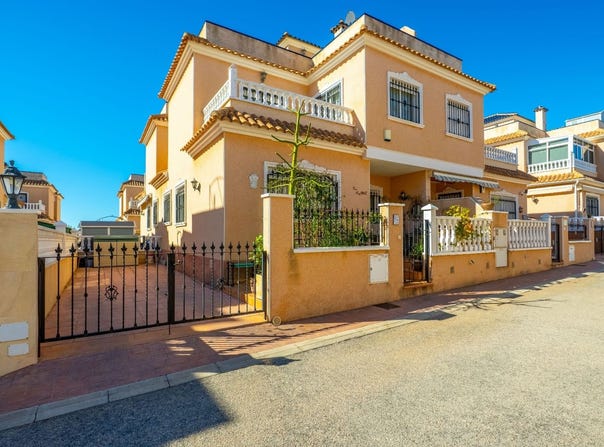 Orihuela, Valencia 03300