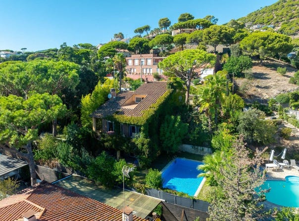 Cabrils, Catalonia 08348