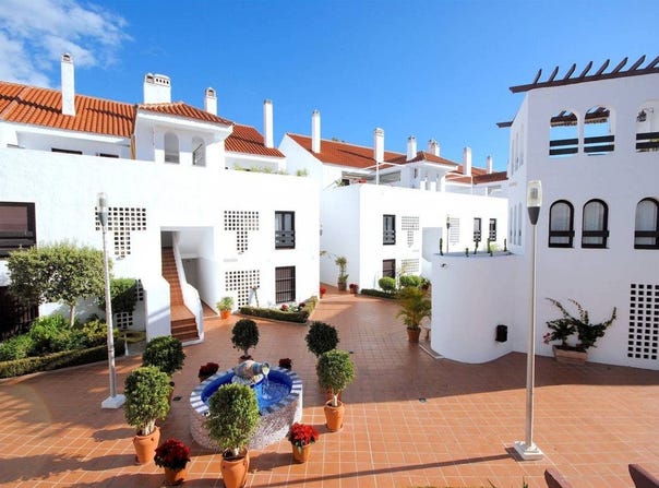 Albarizas, Andalusia 29600