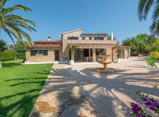 Binissalem, Balearic Islands 07350