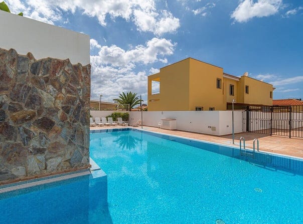 Palm-Mar, Canary Islands 38632