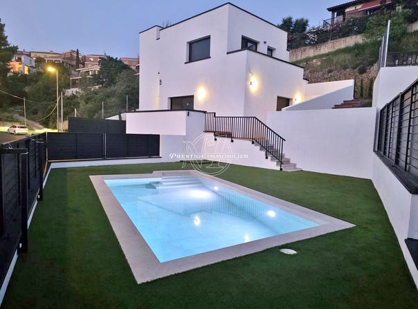 Calafell, Catalonia 43820