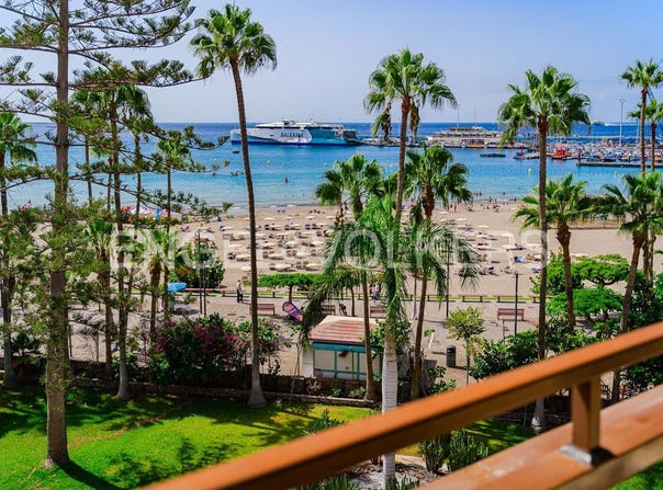 Arona, Canary Islands 38640