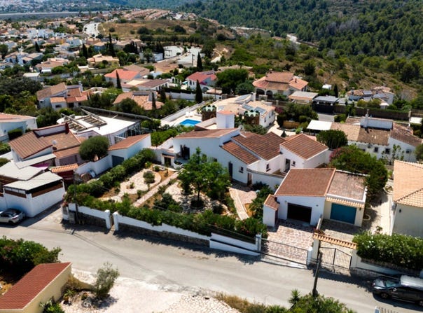 Pedreguer, Valencian Community 03750