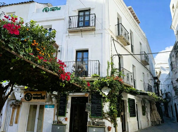 Tarifa, Andalusia 11380