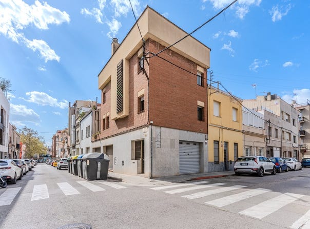 Sabadell, Catalonia 08208