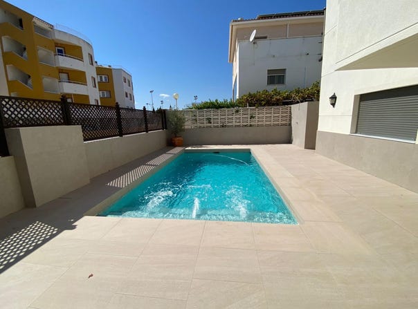 Oliva, Valencian Community 46780