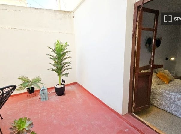 valencia, Valencian Community 46011