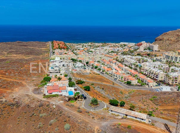 Arona, Canary Islands 38640
