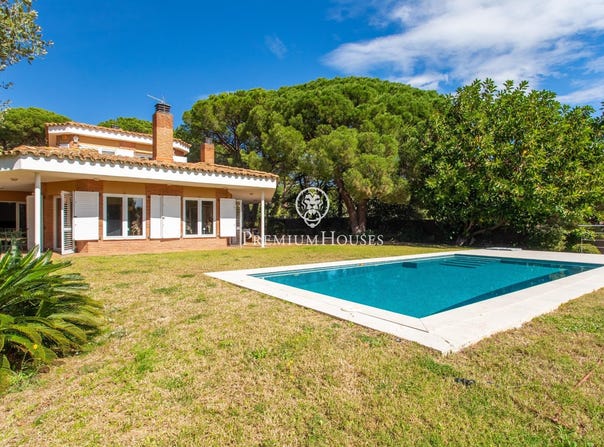 Cabrera de Mar, Catalonia 08349
