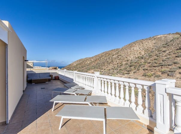 Palm-Mar, Canary Islands 38632