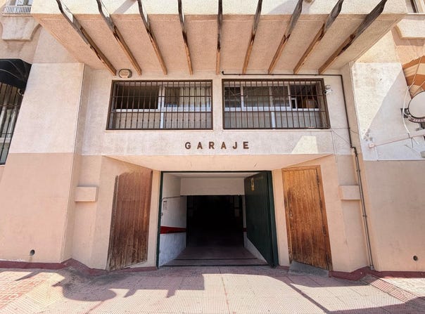 Torrevieja, Valencia 03182