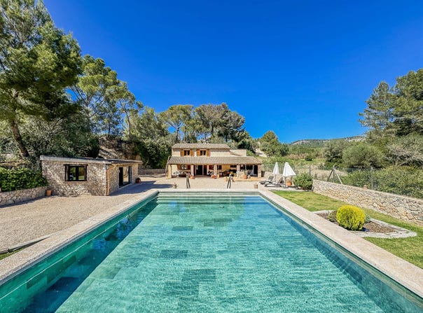 Calvià, Balearic Islands 07184