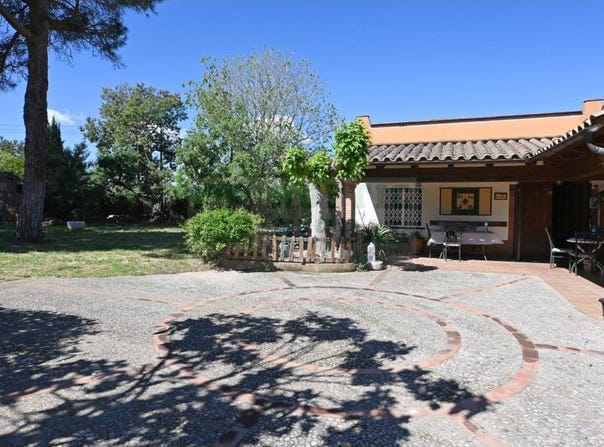 La Bisbal d'Emporda, Catalonia 17100
