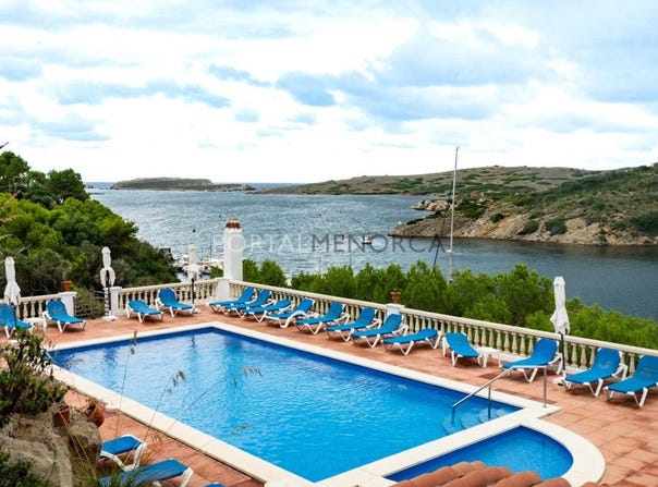 Es Mercadal, Balearic Islands 07740