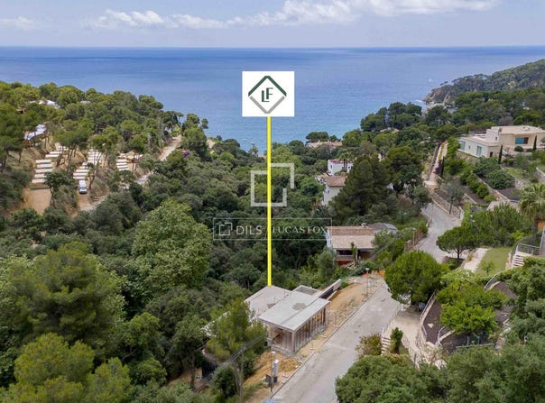 Tossa de Mar, Catalonia 17320