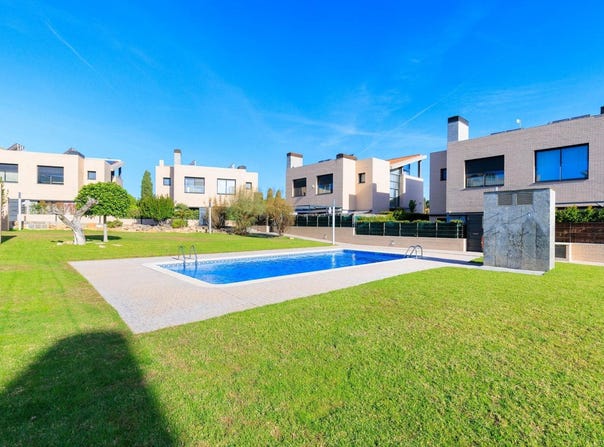 Cambrils, Catalonia 43850