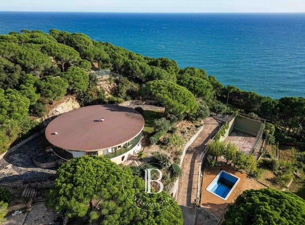 Sant Pol de Mar, Catalonia 08395