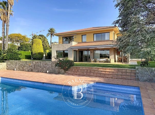 Alella, Catalonia 08328