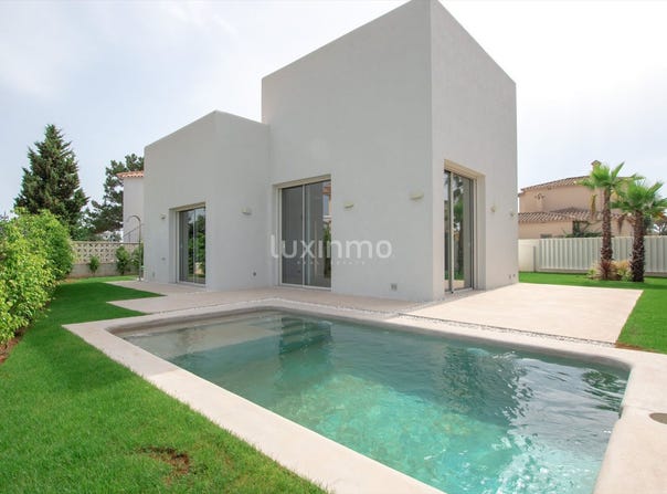 Oliva, Valencian Community 46780