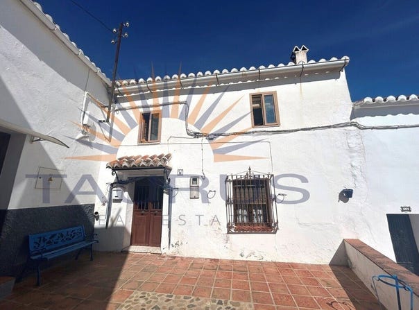 Comares, Andalusia 29195