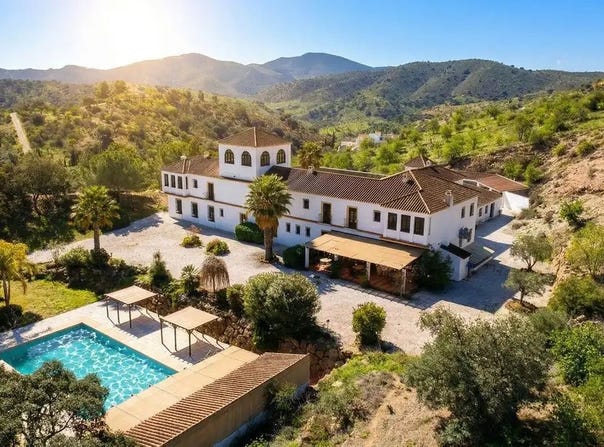 Almogía, Andalusia 29150