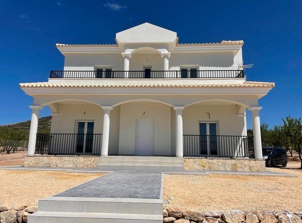 Pinoso, Valencian Community 03650