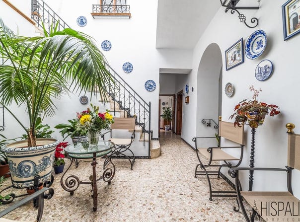 Carmona, Andalusia 41410