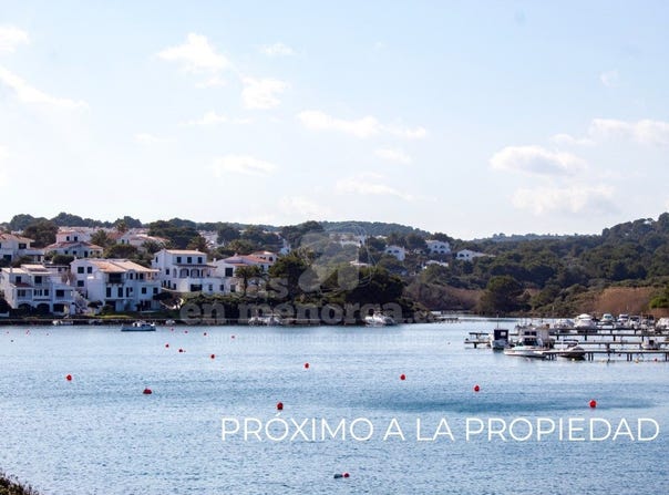 Es Mercadal, Balearic Islands 07740