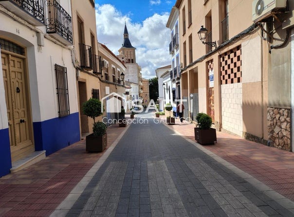 Campo De Criptana, Castile-La Mancha 13610