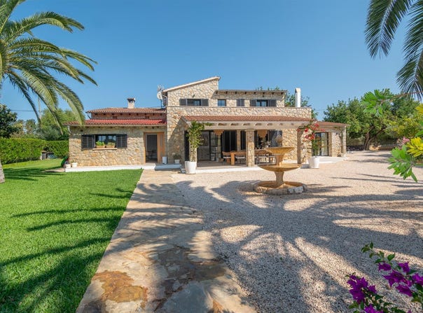 Binissalem, Balearic Islands 07350