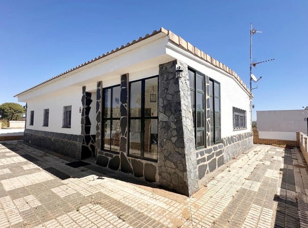 Gibraleón, Andalusia 21500