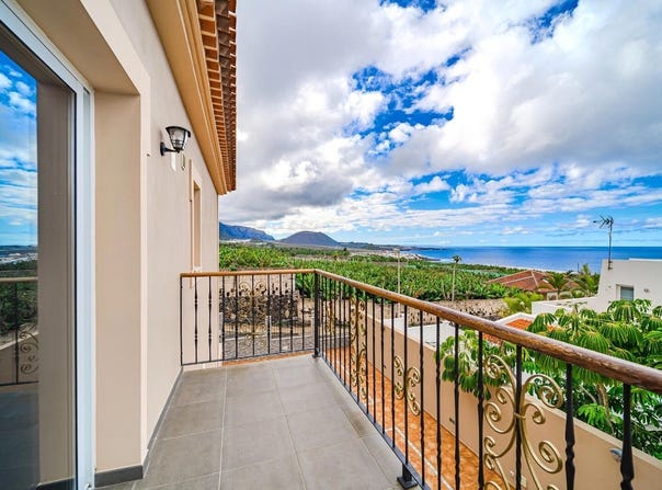 Garachico, Canary Islands 38460
