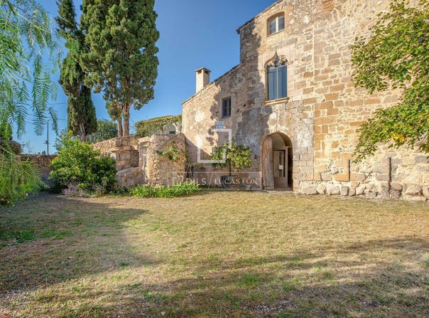 Vilamacolum, Catalonia 17474