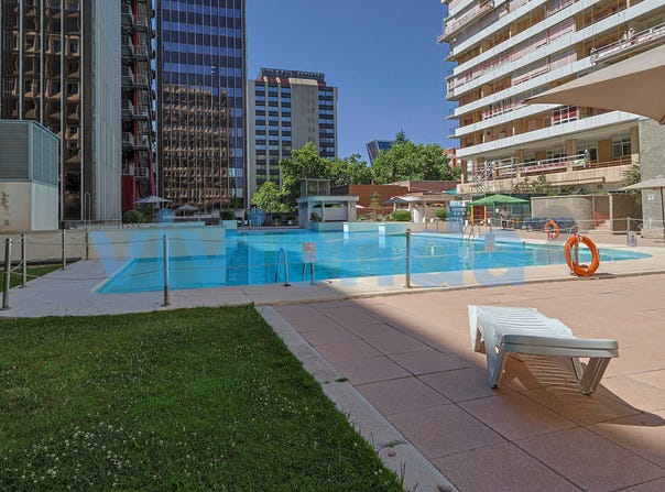 Castilla, Community of Madrid 28046