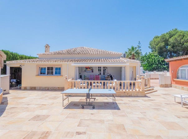 Almoradi, Valencian Community 03179