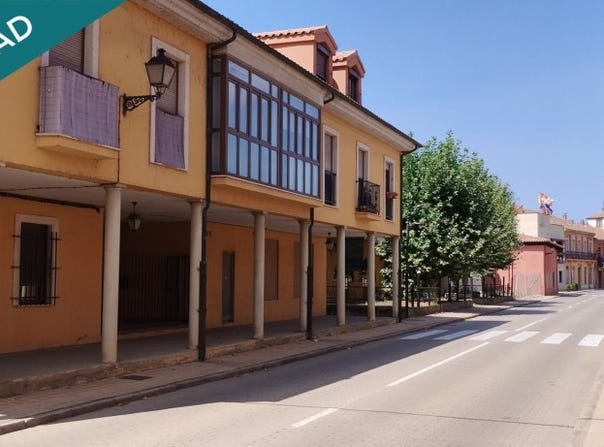 Mansilla De Las Mulas, Castile and León 24210