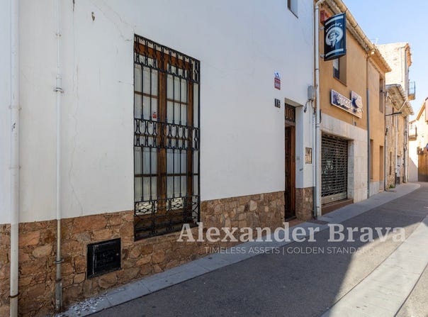 Palafrugell, Catalonia 17200