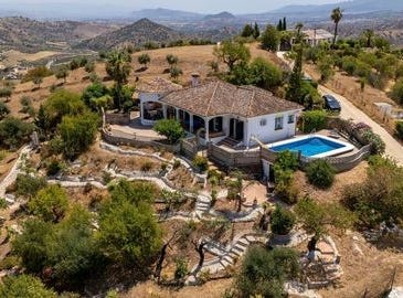 Guaro, Andalucía