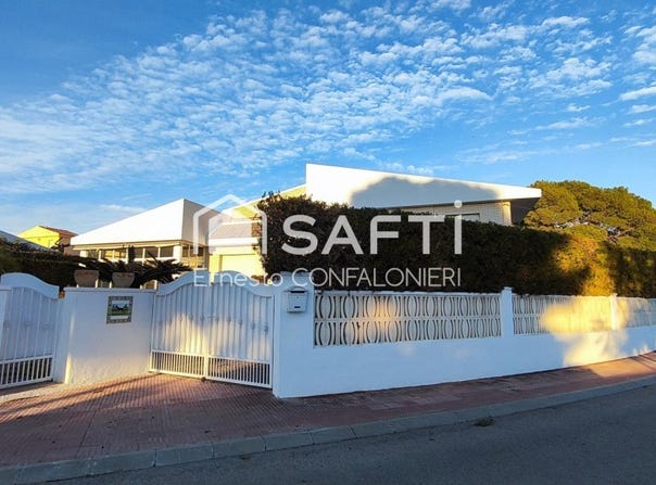 Alcanar, Catalonia 43530