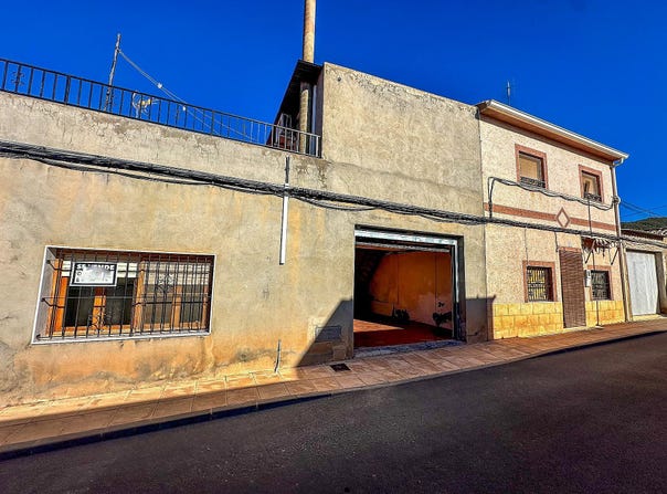 Pinoso, Valencian Community 03650
