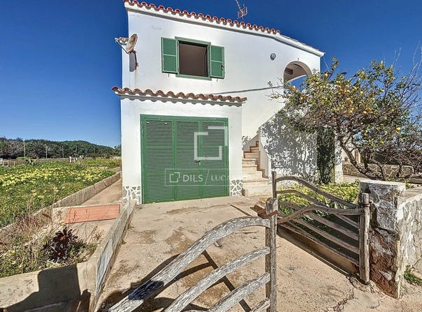 Es Mercadal, Balearic Islands 07740