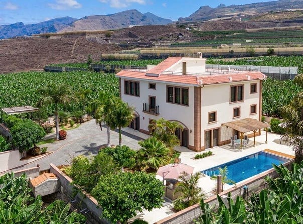 Guía de Isora, Canary Islands 38680